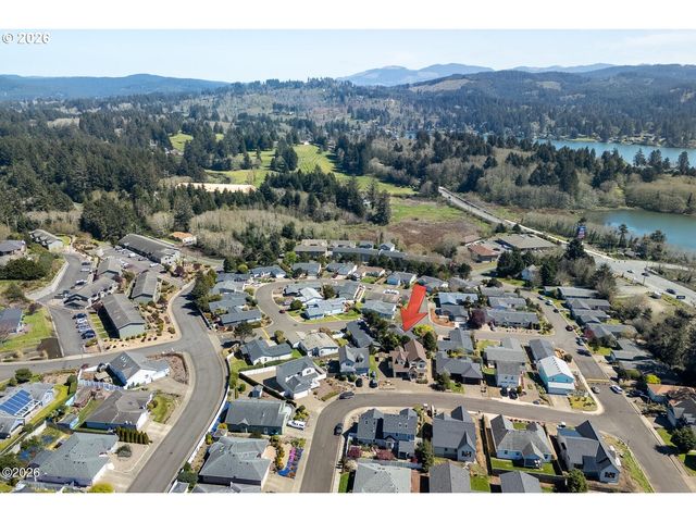 4625 Ne VOYAGE Ave, Lincoln City, OR 97367