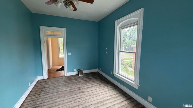 726 PARK Avenue, Pekin, IL 61554