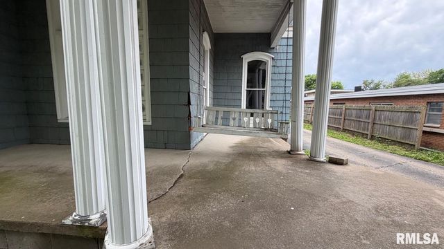 726 PARK Avenue, Pekin, IL 61554