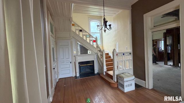 726 PARK Avenue, Pekin, IL 61554