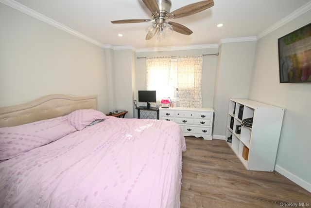 81 Irving Avenue, Floral Park, NY 11001