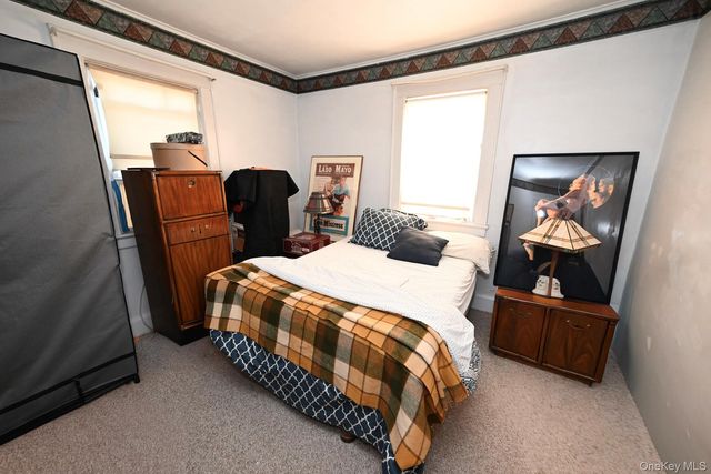 81 Irving Avenue, Floral Park, NY 11001