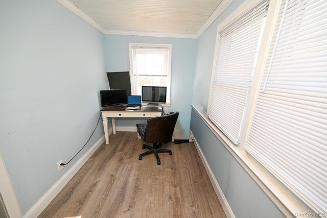 81 Irving Avenue, Floral Park, NY 11001