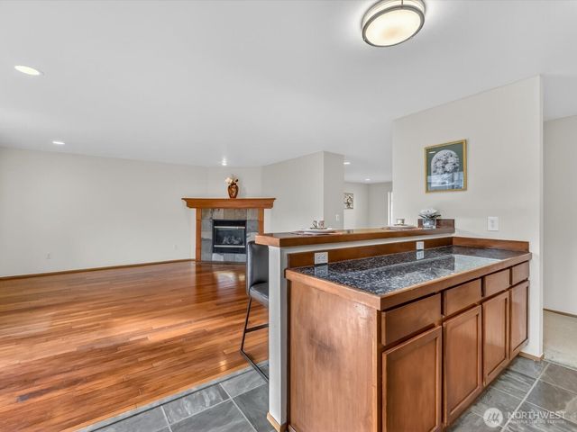 1716 250th Court SE, Sammamish, WA 98075