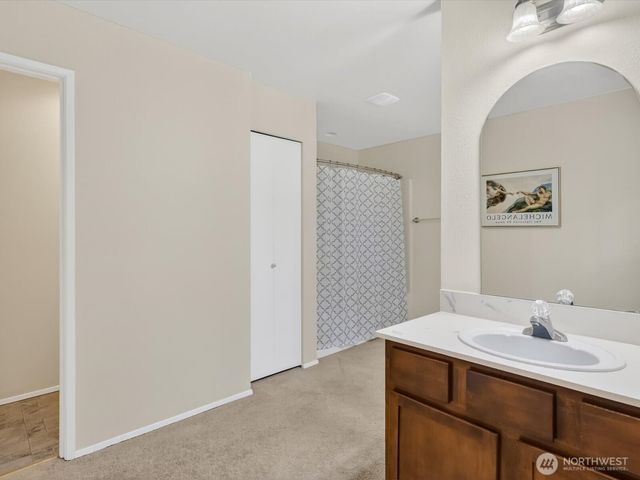 1716 250th Court SE, Sammamish, WA 98075