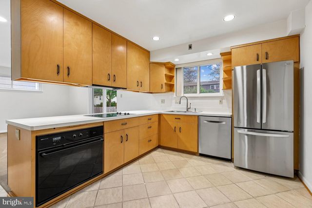 1002 N BELGRADE RD, Silver Spring, MD 20902