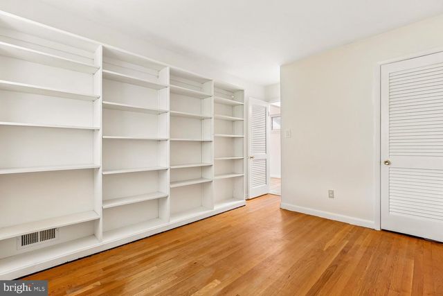 1002 N BELGRADE RD, Silver Spring, MD 20902