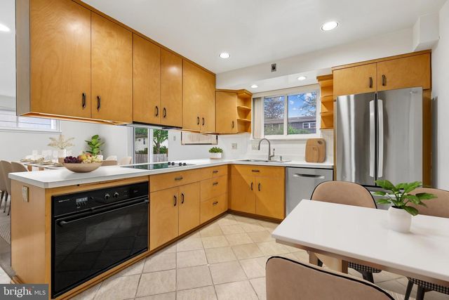 1002 N BELGRADE RD, Silver Spring, MD 20902