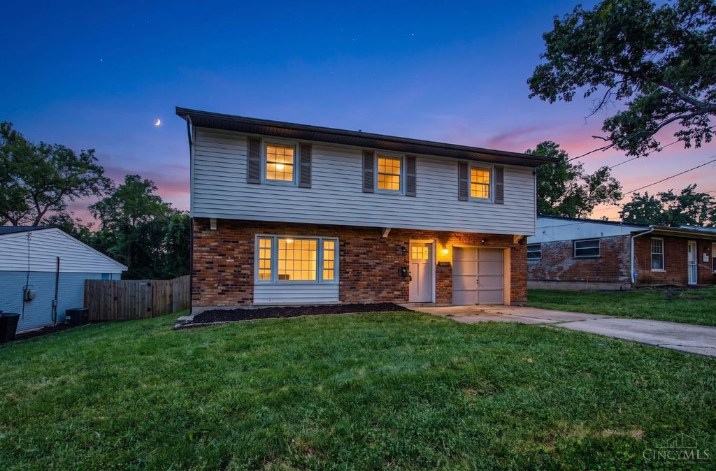 5452 Ehrling Road, Columbia Twp, OH 45227