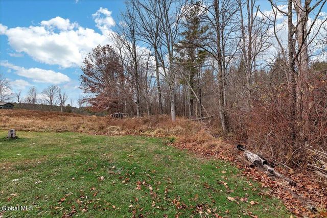 498 Hoags Corners Road, Nassau, NY 12123