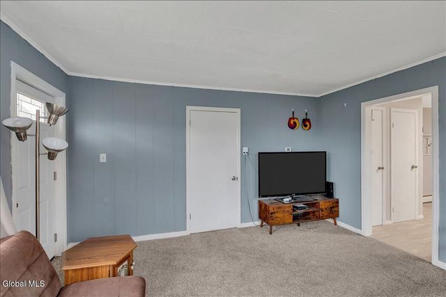 498 Hoags Corners Road, Nassau, NY 12123