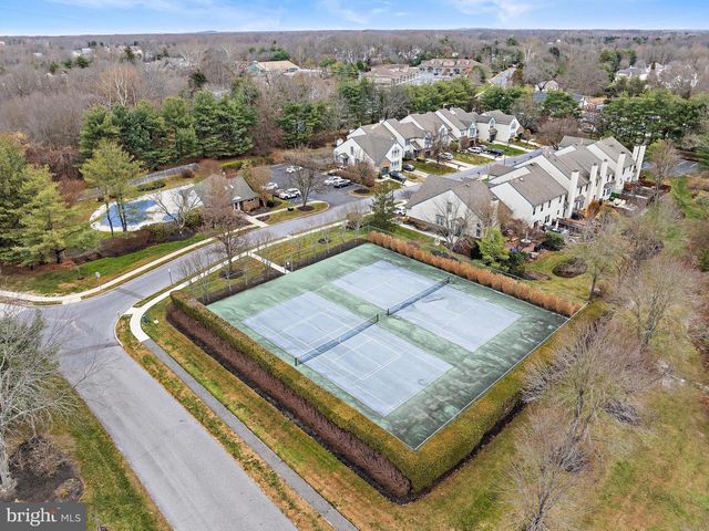 1 HILLTOP LN, Medford, NJ 08055