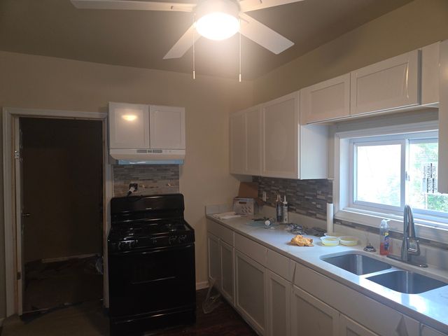 10507 S LAFAYETTE Street, Chicago, IL 60628