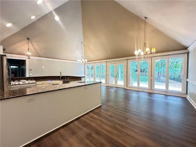 1095 Whitehead Road, Sugar Hill, GA 30518