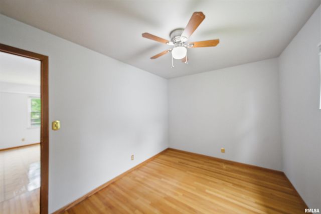 3802 W CREIGHTON Terrace, Peoria, IL 61615