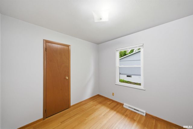 3802 W CREIGHTON Terrace, Peoria, IL 61615