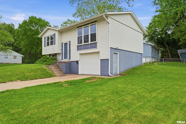 3802 W CREIGHTON Terrace, Peoria, IL 61615