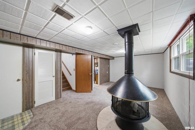 3802 W CREIGHTON Terrace, Peoria, IL 61615