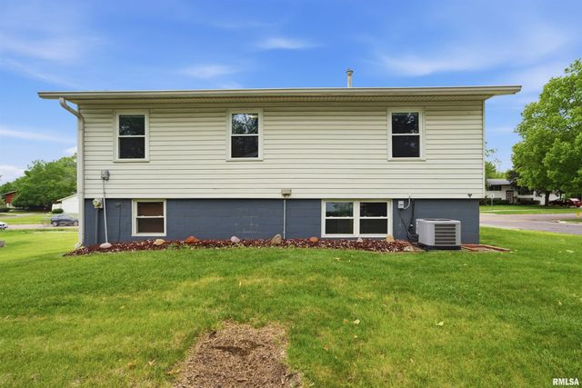 3802 W CREIGHTON Terrace, Peoria, IL 61615