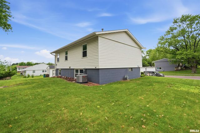 3802 W CREIGHTON Terrace, Peoria, IL 61615