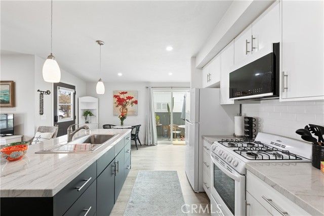 123 Jasper Street 12, Encinitas, CA 92024