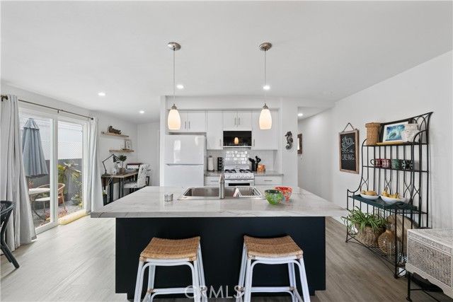 123 Jasper Street 12, Encinitas, CA 92024