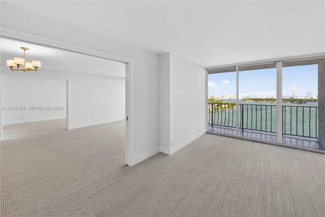 7601 E Treasure Dr 2319, North Bay Village, FL 33141