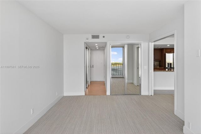 7601 E Treasure Dr 2319, North Bay Village, FL 33141