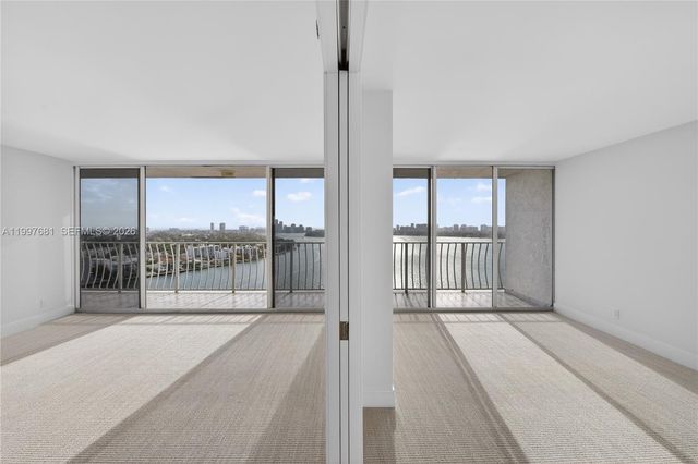 7601 E Treasure Dr 2319, North Bay Village, FL 33141