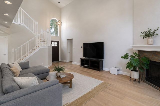11402 Chessington DR, Austin, TX 78750