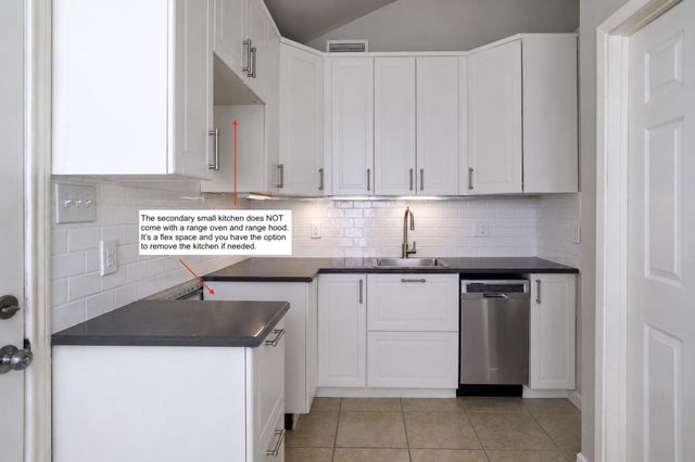 11402 Chessington DR, Austin, TX 78750
