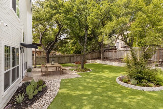 11402 Chessington DR, Austin, TX 78750