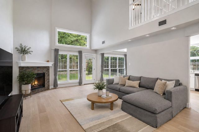 11402 Chessington DR, Austin, TX 78750