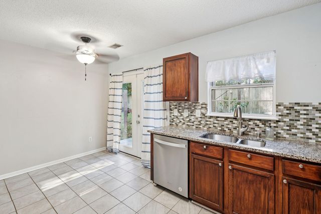 68 Creek Bend Drive, Summerville, SC 29485