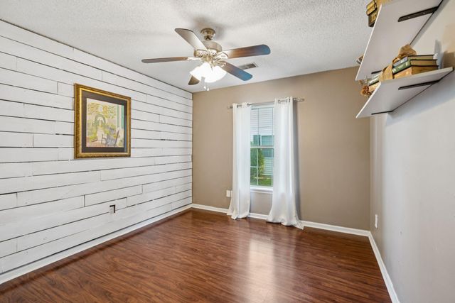 68 Creek Bend Drive, Summerville, SC 29485