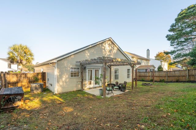 68 Creek Bend Drive, Summerville, SC 29485