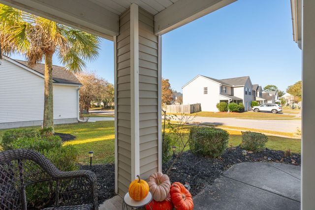 68 Creek Bend Drive, Summerville, SC 29485