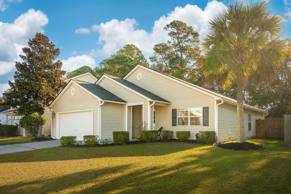 68 Creek Bend Drive, Summerville, SC 29485