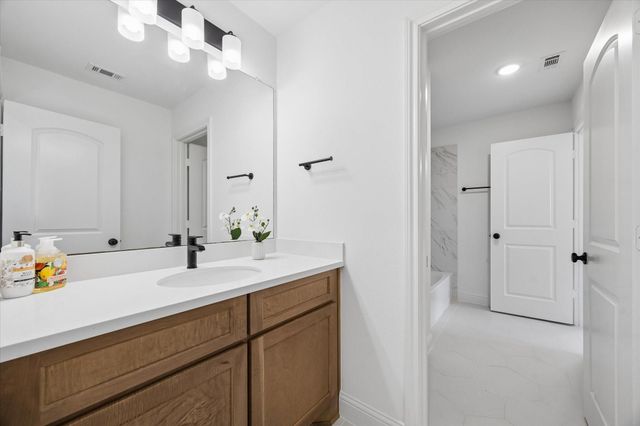 4735 Arbor Hollow Drive, Manvel, TX 77578