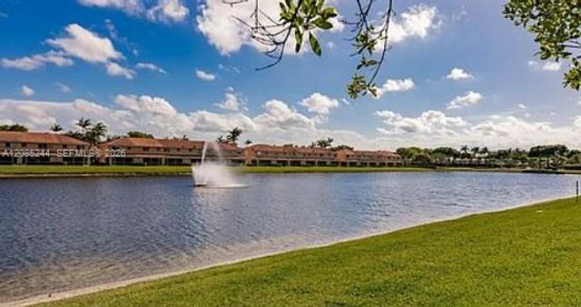 3490 Briar Bay Boulevard 104, West Palm Beach, FL 33411