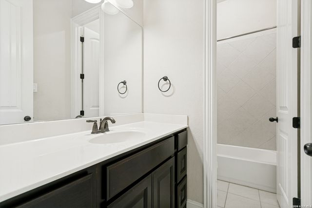 24738 Rising, San Antonio, TX 78260
