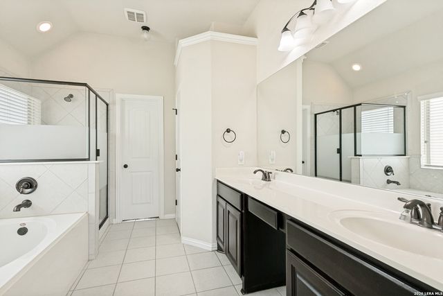 24738 Rising, San Antonio, TX 78260