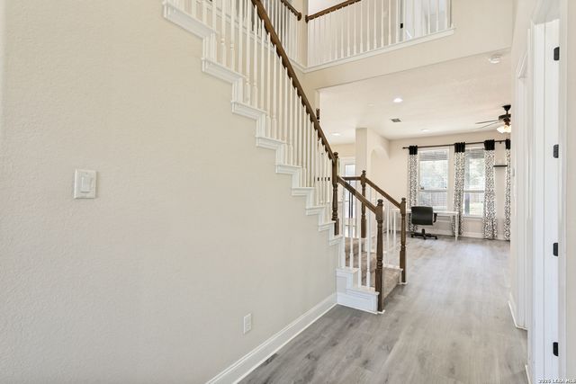 24738 Rising, San Antonio, TX 78260