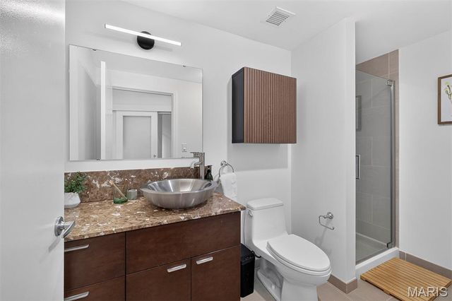 915 Olive Street 1404, St Louis, MO 63101