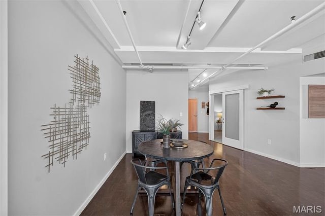 915 Olive Street 1404, St Louis, MO 63101