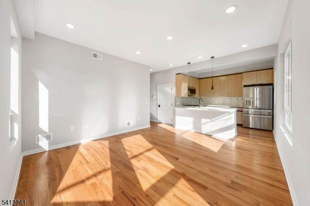 108 Fleming Ave, Newark City, NJ 07105 — photo 4