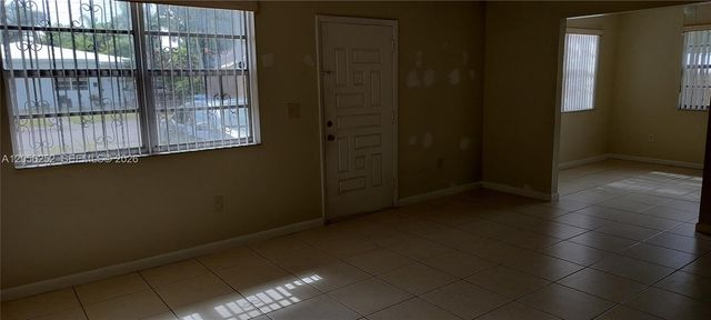 2829 SW 38th Ct 2829, Miami, FL 33134