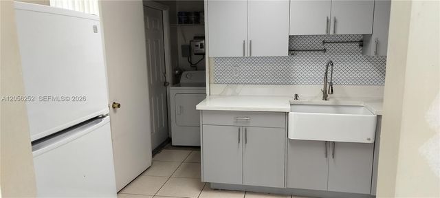 2829 SW 38th Ct 2829, Miami, FL 33134