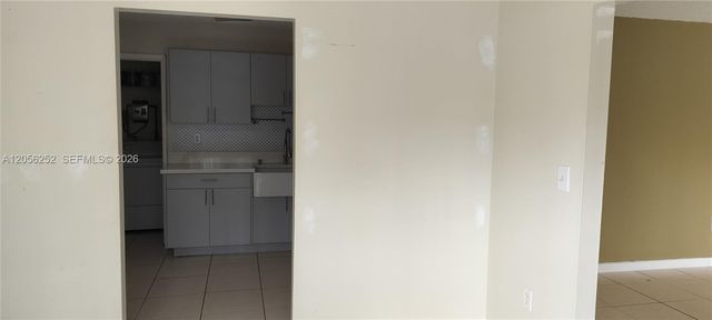 2829 SW 38th Ct 2829, Miami, FL 33134
