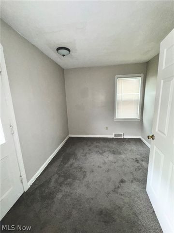 17015 Glendale Avenue, Cleveland, OH 44128